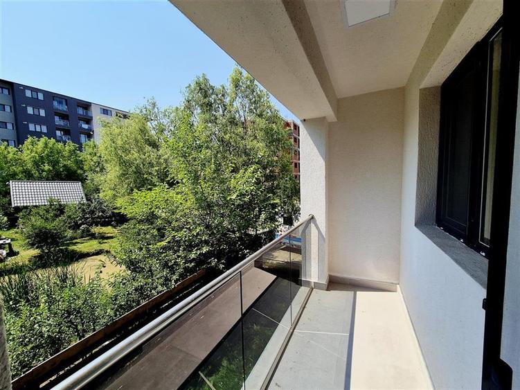 Apartament cu 2 camere decomandat în Vișani