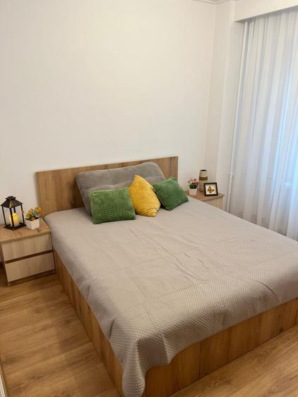 Apartament cu 3 camere decomandat, mobilat în Lujerului