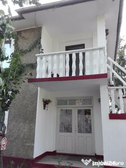 Casă cu 6 camere cu Teren 1000 Mp în Dumbrava