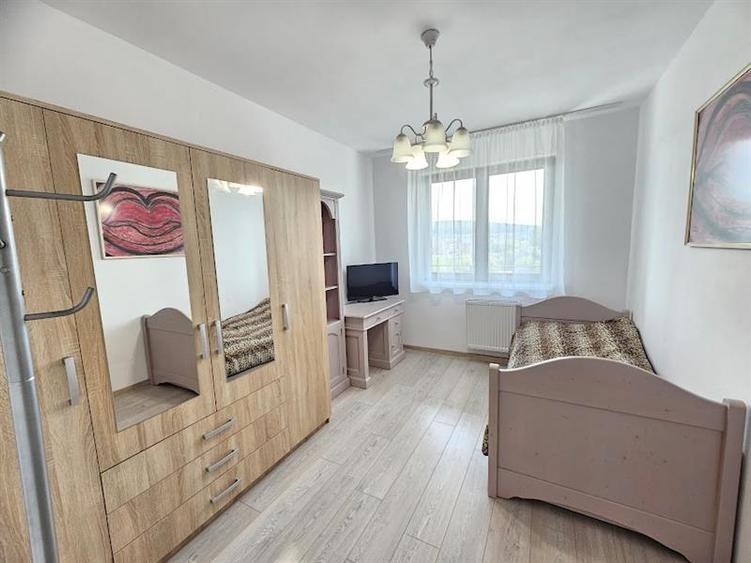 Apartament cu 3 camere decomandat, mobilat în Tudor Vladimirescu