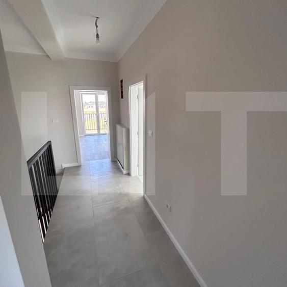 Duplex cu 5 camere cu Teren 250 Mp în Șag