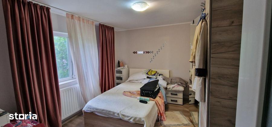 Casă cu 3 camere cu Teren 2100 Mp în Tuzla