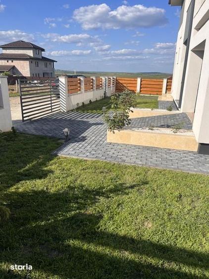 Casă cu 4 camere cu Teren 130 Mp în Rediu