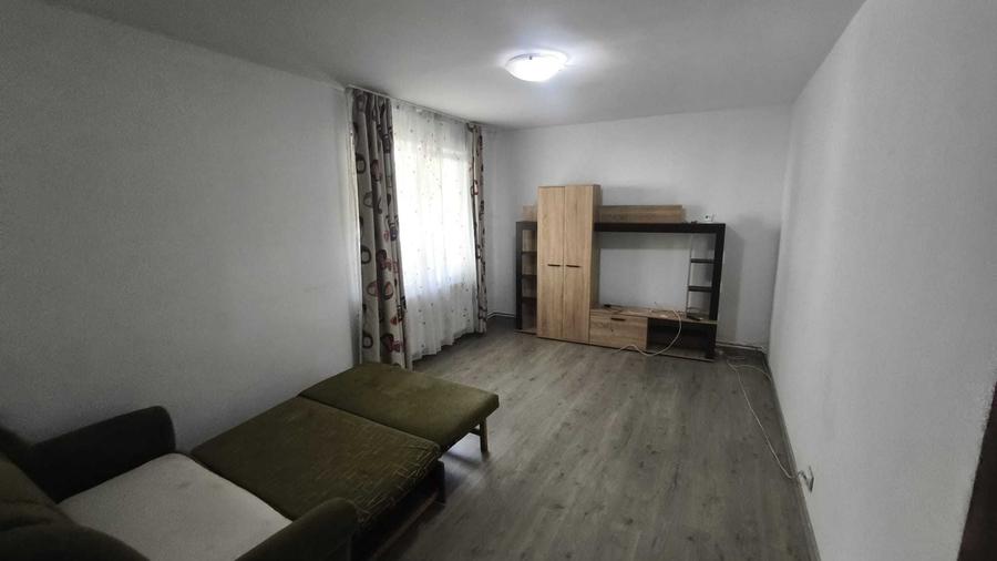 Apartament cu 3 camere decomandat în Unirii