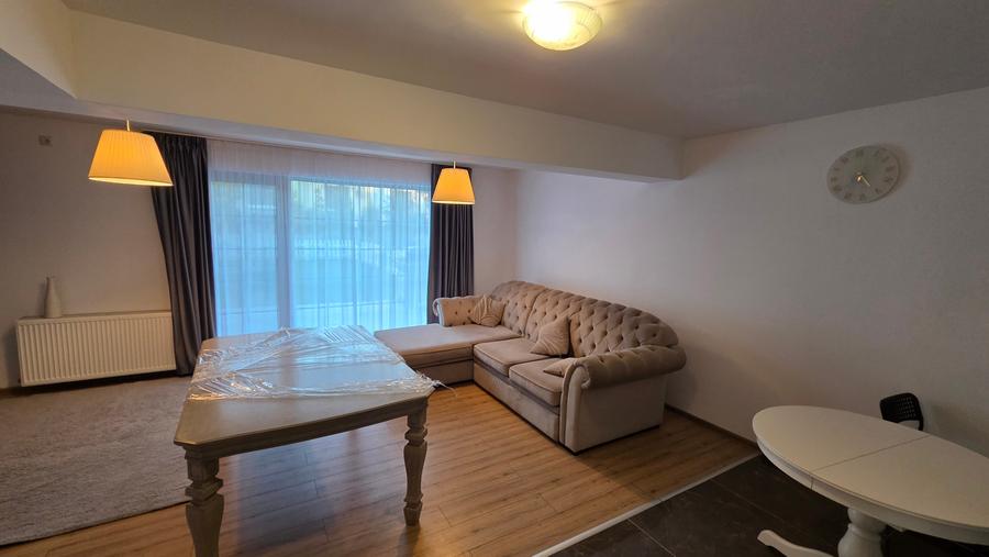 Duplex cu 4 camere cu Piscina în Nord