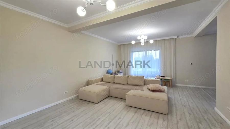 Casă cu Teren 640 Mp în Central