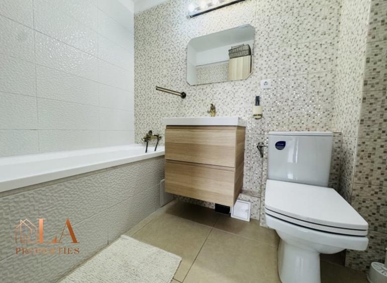 Apartament cu 3 camere semidecomandat în Chiajna