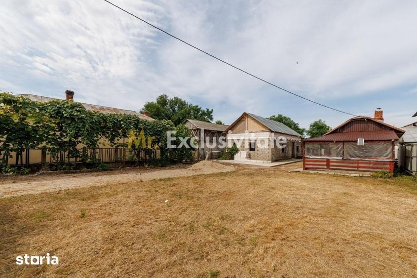 Casă cu 1 camere cu Teren 2140 Mp în Lunca