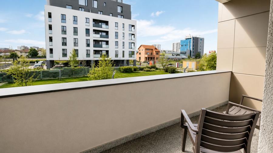 Apartament cu 3 camere decomandat în Tomis Plus