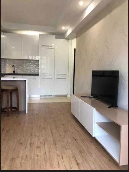Apartament cu 2 camere decomandat în Crețuleasca