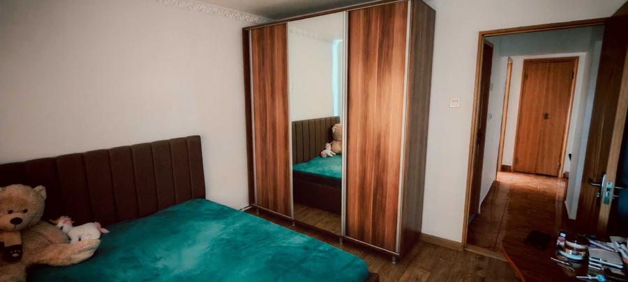 Apartament cu 2 camere decomandat în Buzaului