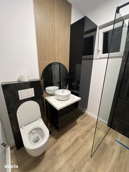 Casă cu 4 camere cu Teren 296 Mp în Oșorhei