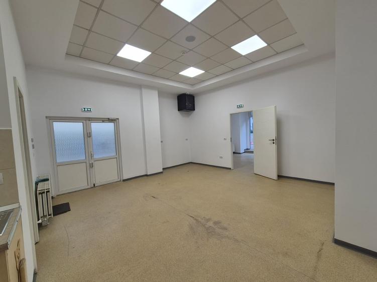 Spațiu comercial, de 60 mp, în Moara de foc