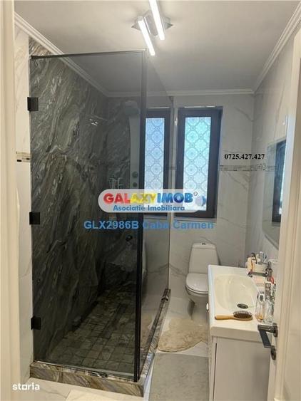 Casă cu 4 camere cu Teren 1050 Mp în Ostratu