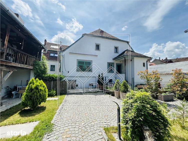 Casă cu 1 camere cu Teren 253 Mp în Ultracentral