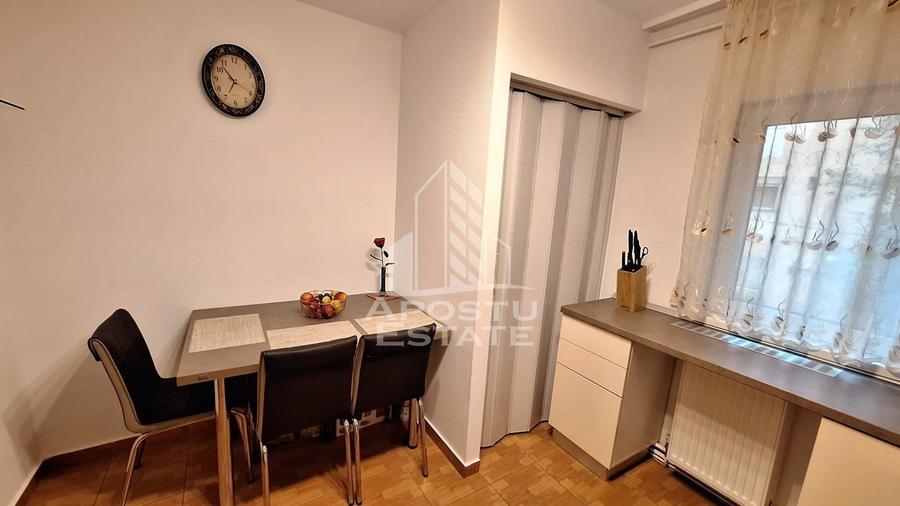 Apartament cu 4 camere decomandat, mobilat în Complex Studențesc