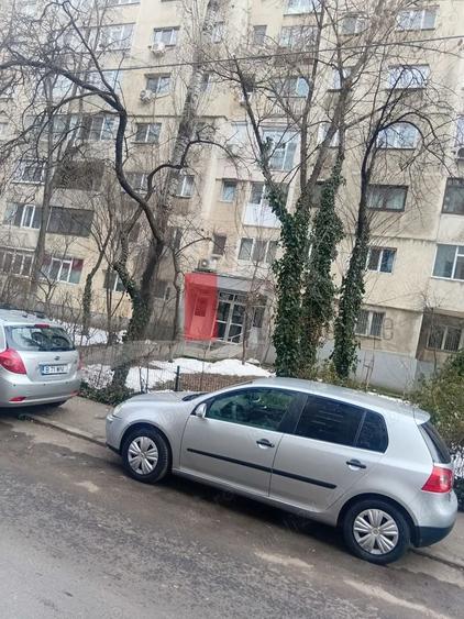 Apartament cu 2 camere decomandat, mobilat în Crângași