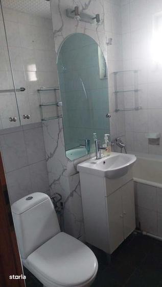 Apartament cu 3 camere în Mircea cel Bătrân