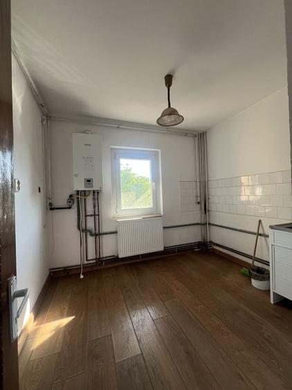 Apartament cu 2 camere decomandat în Banu Mărăcine