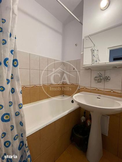 Garsonieră decomandată în Cantemir