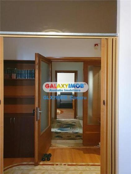 Apartament cu 4 camere decomandat, mobilat în Rahova
