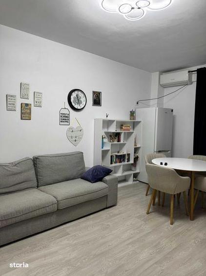 Apartament cu 2 camere în Parcul Carol