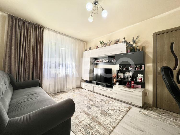 Apartament cu 3 camere semidecomandat, mobilat în Mănăștur