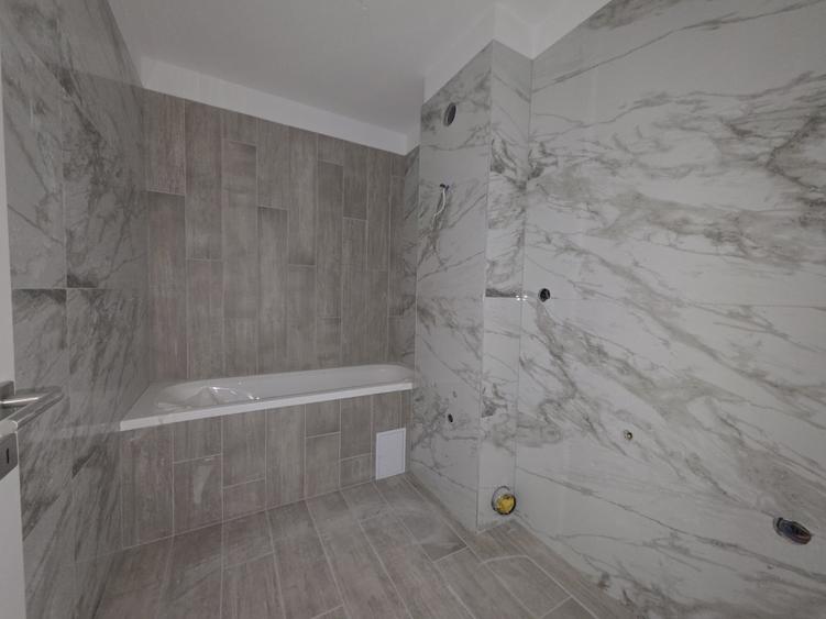 Apartament cu 2 camere decomandat în Râșnov