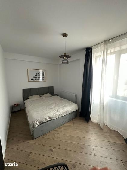 Apartament cu 3 camere în Ștefăneștii de Jos