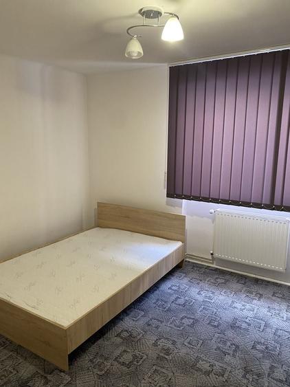 Apartament cu 2 camere semidecomandat în 7 Noiembrie
