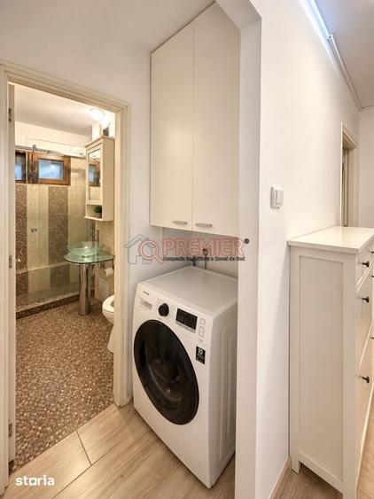 Apartament cu 3 camere decomandat în Berceni