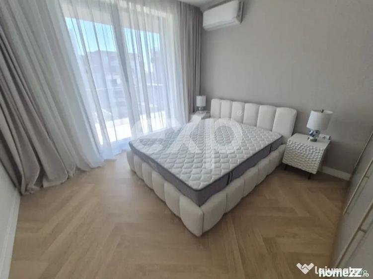 Apartament cu 4 camere decomandat în Central