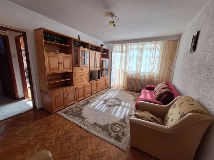 Inchiriez apartament 2 camere ultracentral Piatra Neamt - 3