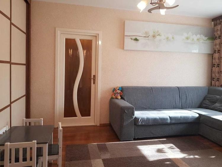 Apartament cu 2 camere decomandat în Lipovei