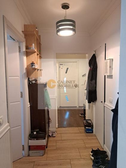 Apartament cu 3 camere decomandat în Politehnica