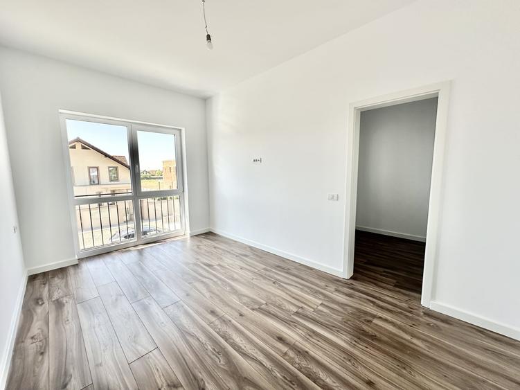 Duplex cu 5 camere cu Canalizare în Moșnița Veche