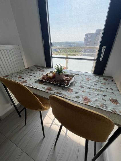 Apartament cu 2 camere semidecomandat în Cug