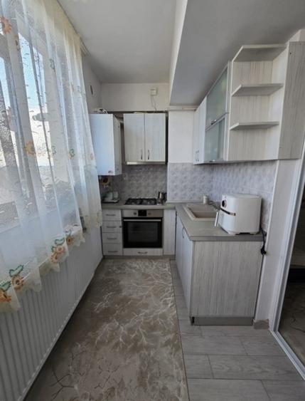 Apartament cu 2 camere semidecomandat în Nicolina