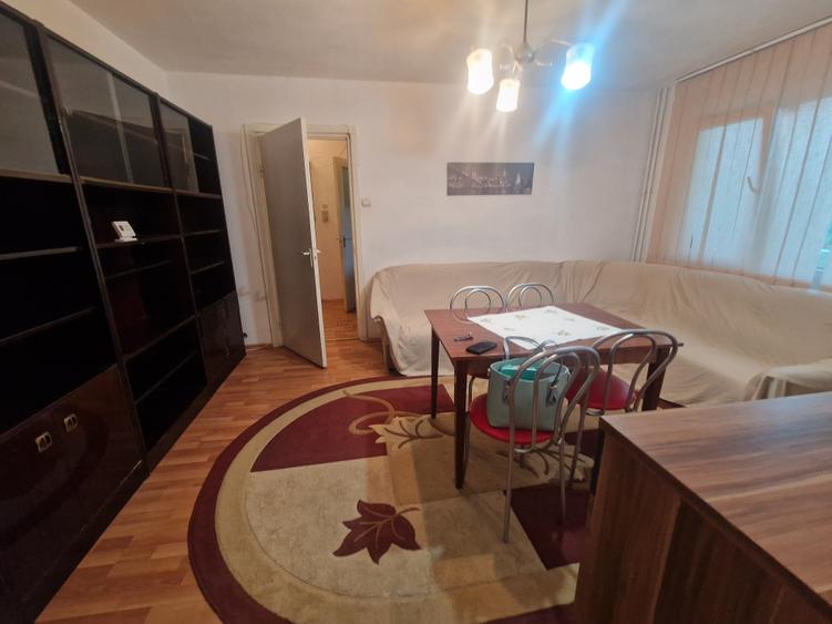 Apartament cu 2 camere semidecomandat în Medicină