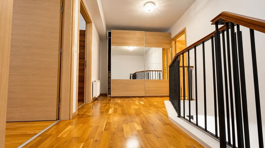 Apartament cu 3 camere, mobilat în Dristor