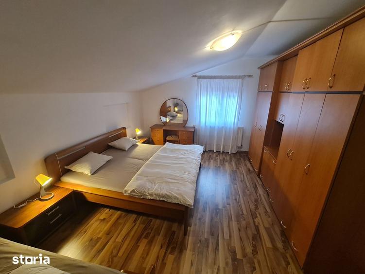 Casă cu 4 camere decomandat cu Teren 300 Mp în Central