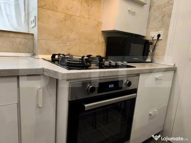 Apartament cu 3 camere decomandat, mobilat în Turda