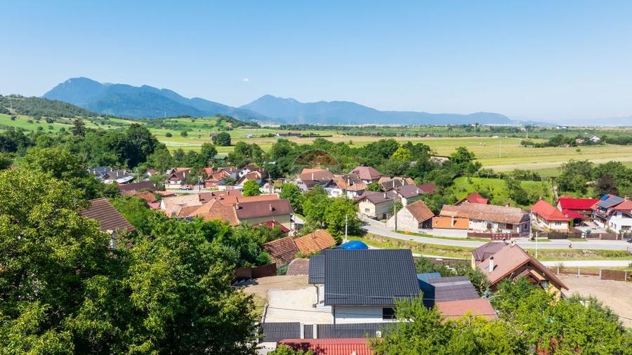 Casă individuală cu 3 camere cu Teren 426 Mp în Tărlungeni