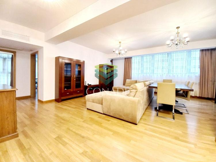 Apartament cu 3 camere decomandat, mobilat în Kiseleff