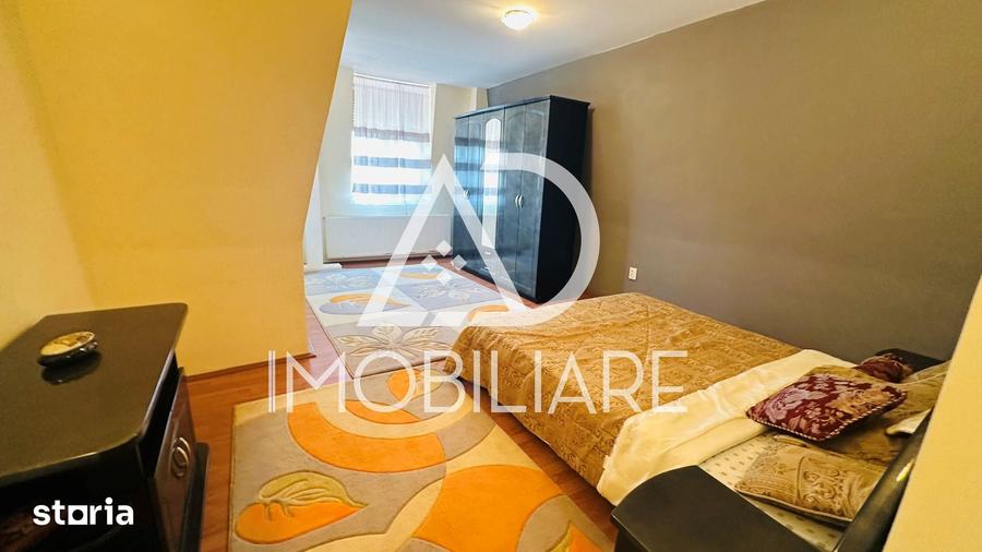 Casă cu 7 camere cu Teren 2600 Mp în Turcinești