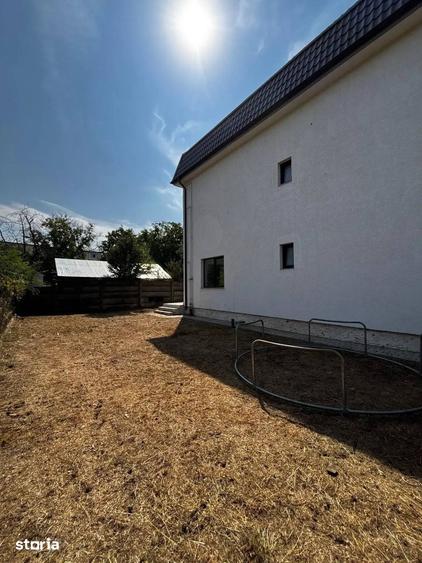 Apartament cu 3 camere în Crevedia