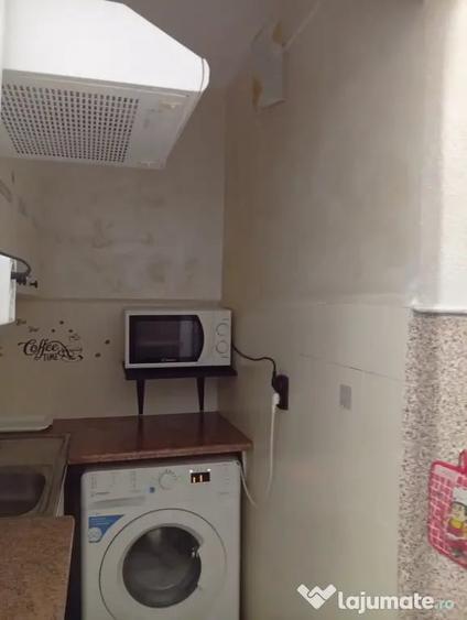 Garsonieră decomandată în Faleză