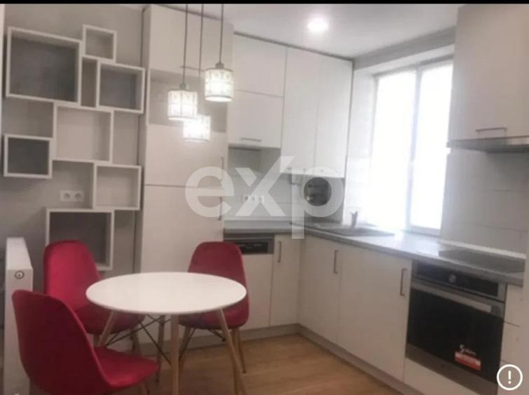 Apartament cu 2 camere semidecomandat în Ultracentral