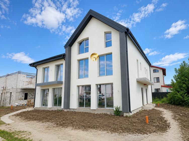 Vila 4 camere P+1+M - Complex Nou - Aproape de DN1 - 1