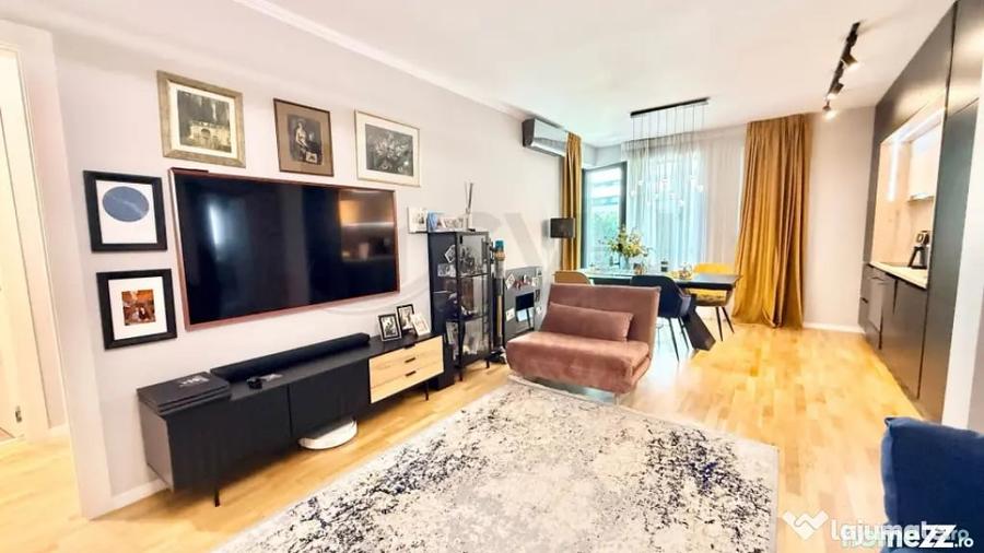 Apartament cu 3 camere decomandat în Aviației